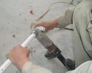 三山漏水维修电话